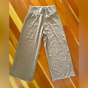 Abercrombie & Fitch Wide Leg Waffle Pant - NEVER WORN